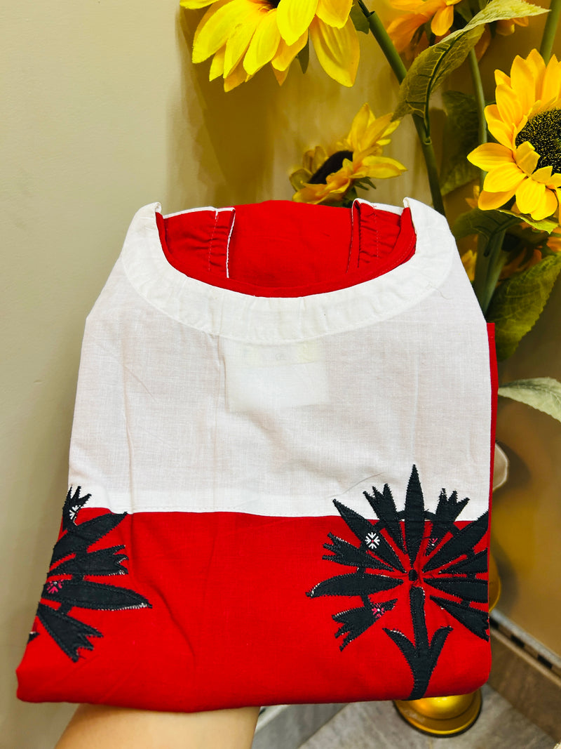 Colour-Block Cotton Sleeveless Kurta with Applique Palm Motifs