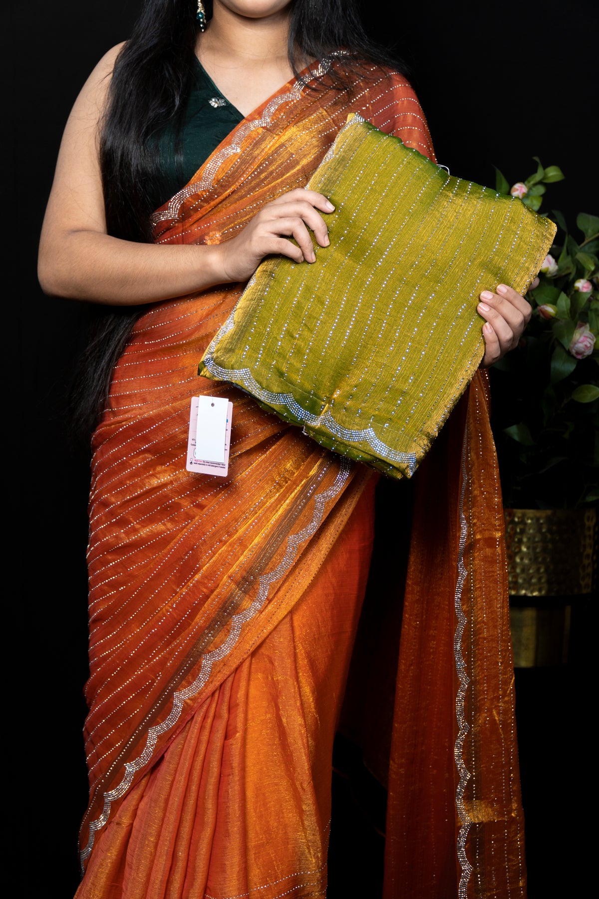 Shimmer Pastel Dual-Tone frendy Silk Saree with Scalloped Border | Party Wear Saree Collection