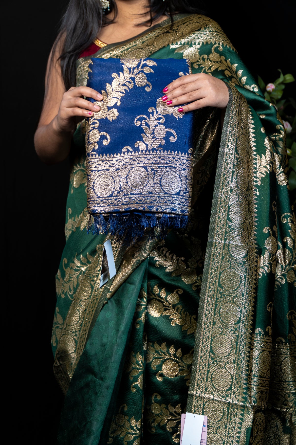 Elegant Soft Silk Saree with Contrast Gold Zari Border