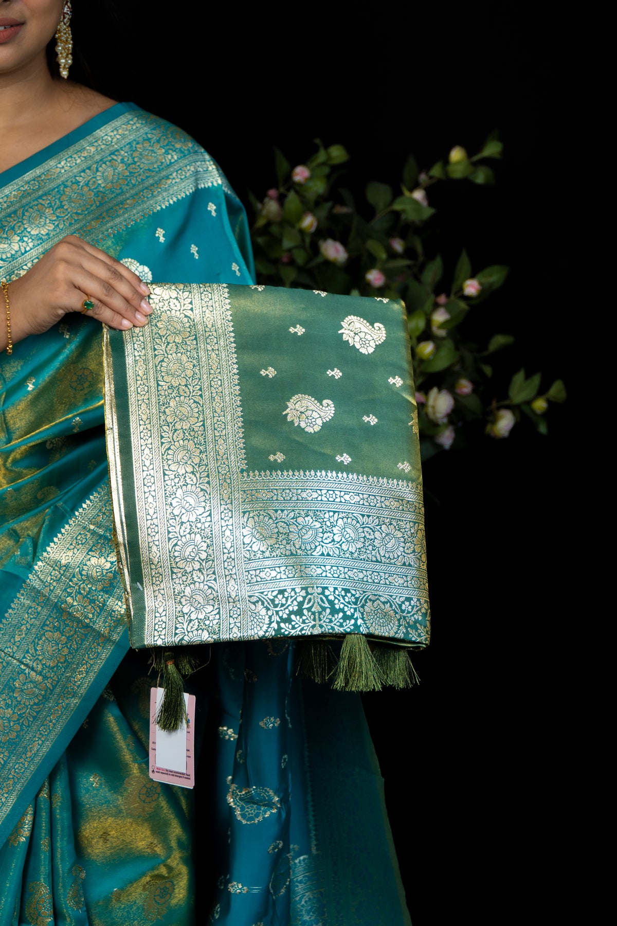 Mango kolka Banarasi-Style Silk Saree with Gold Zari Weave