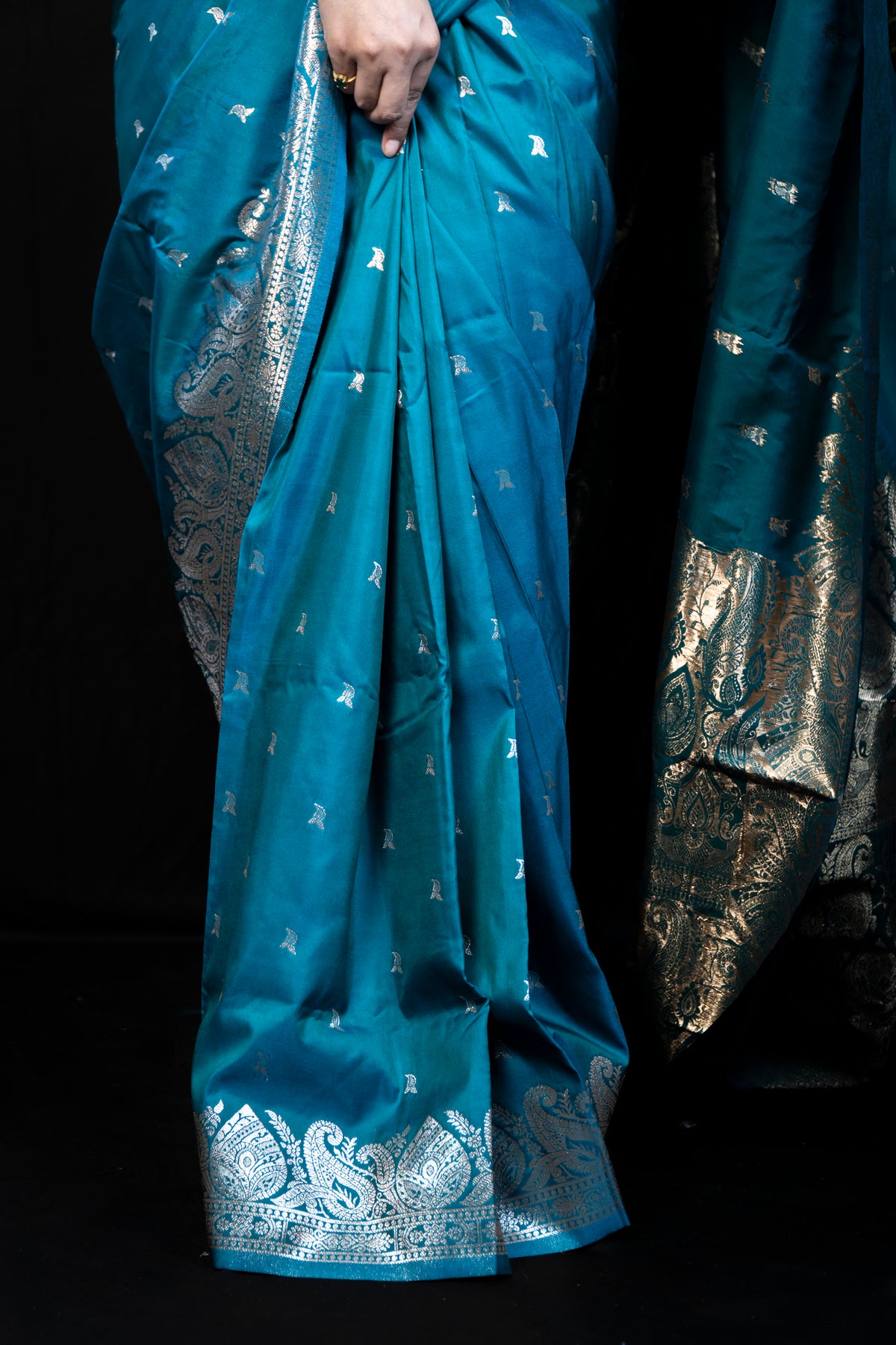 Dual-Tone Katan Silk Saree with Gold Banarasi Zari work Open Border
