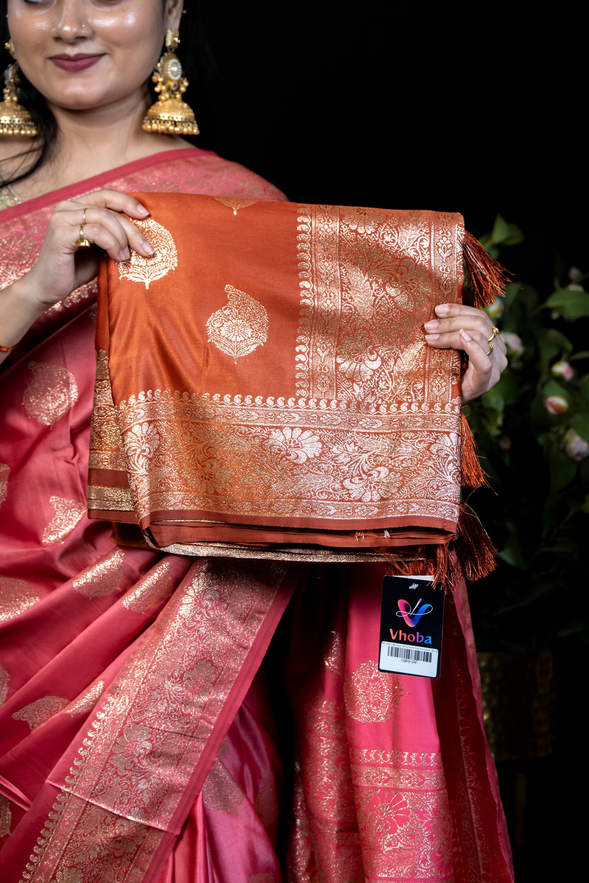 Rich colors Silk Saree with Intricate Gold Zari Weave