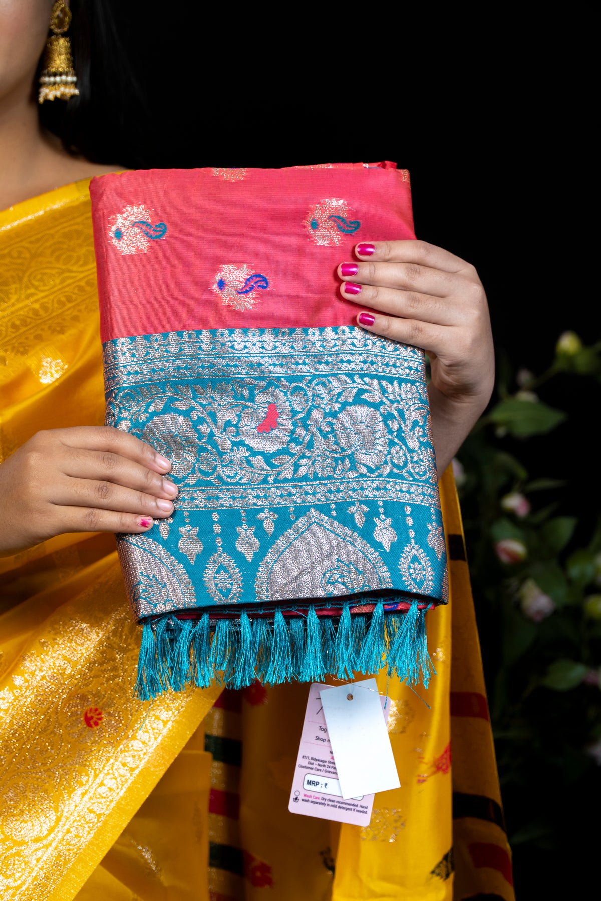 Rangoli jhalar soft Silk Saree with Contrast Border & Meenakari Work