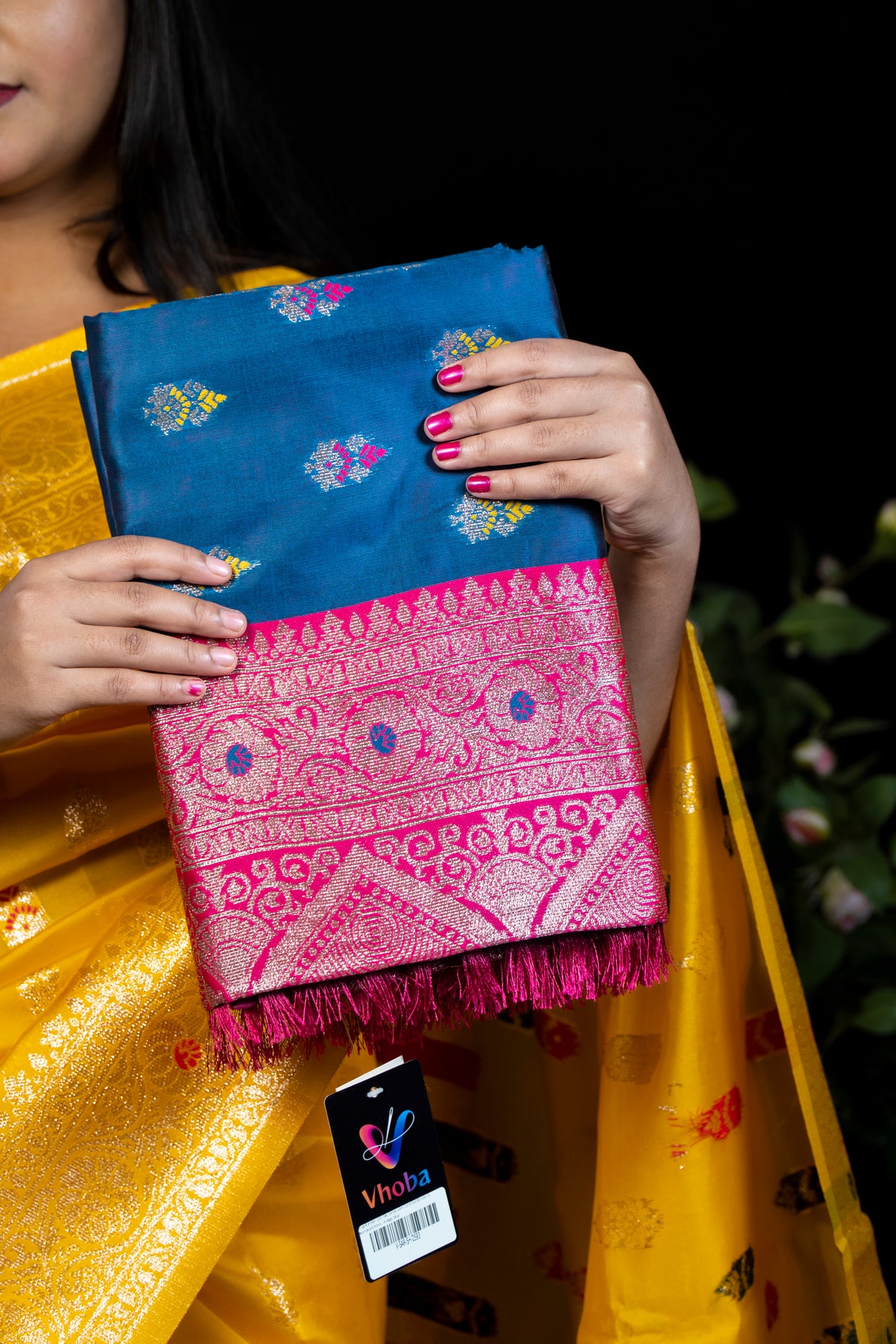 Rangoli jhalar soft Silk Saree with Contrast Border & Meenakari Work
