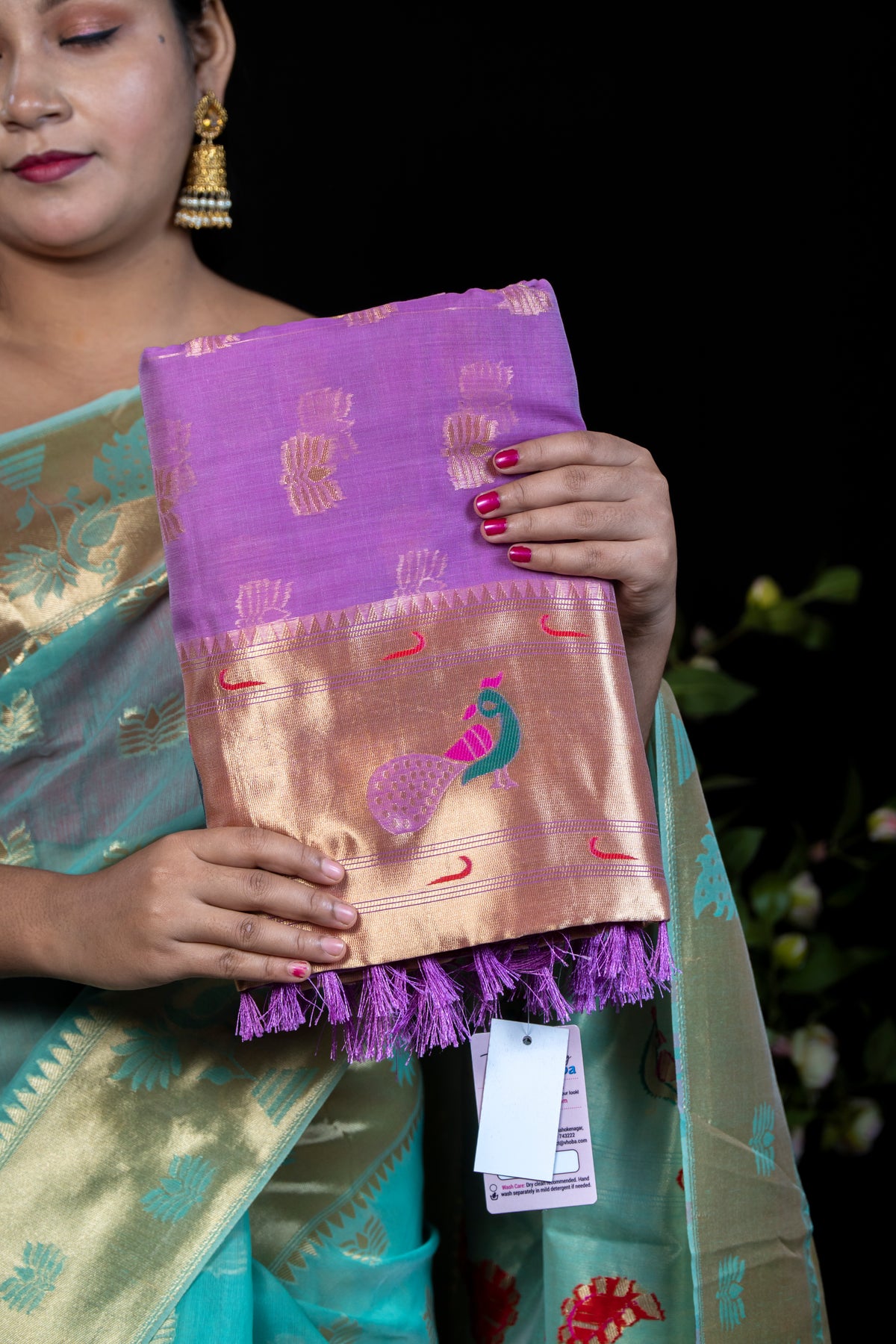 Elegant Paithani Silk Saree with Intricate Zari Pallu