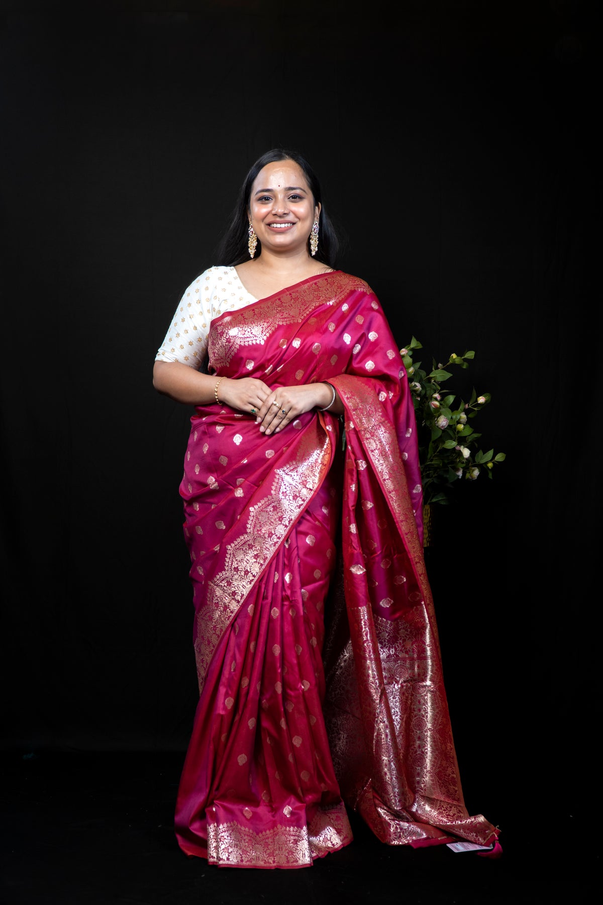 Dual-Tone Silk Saree with Dense Gold Zari Floral Weave