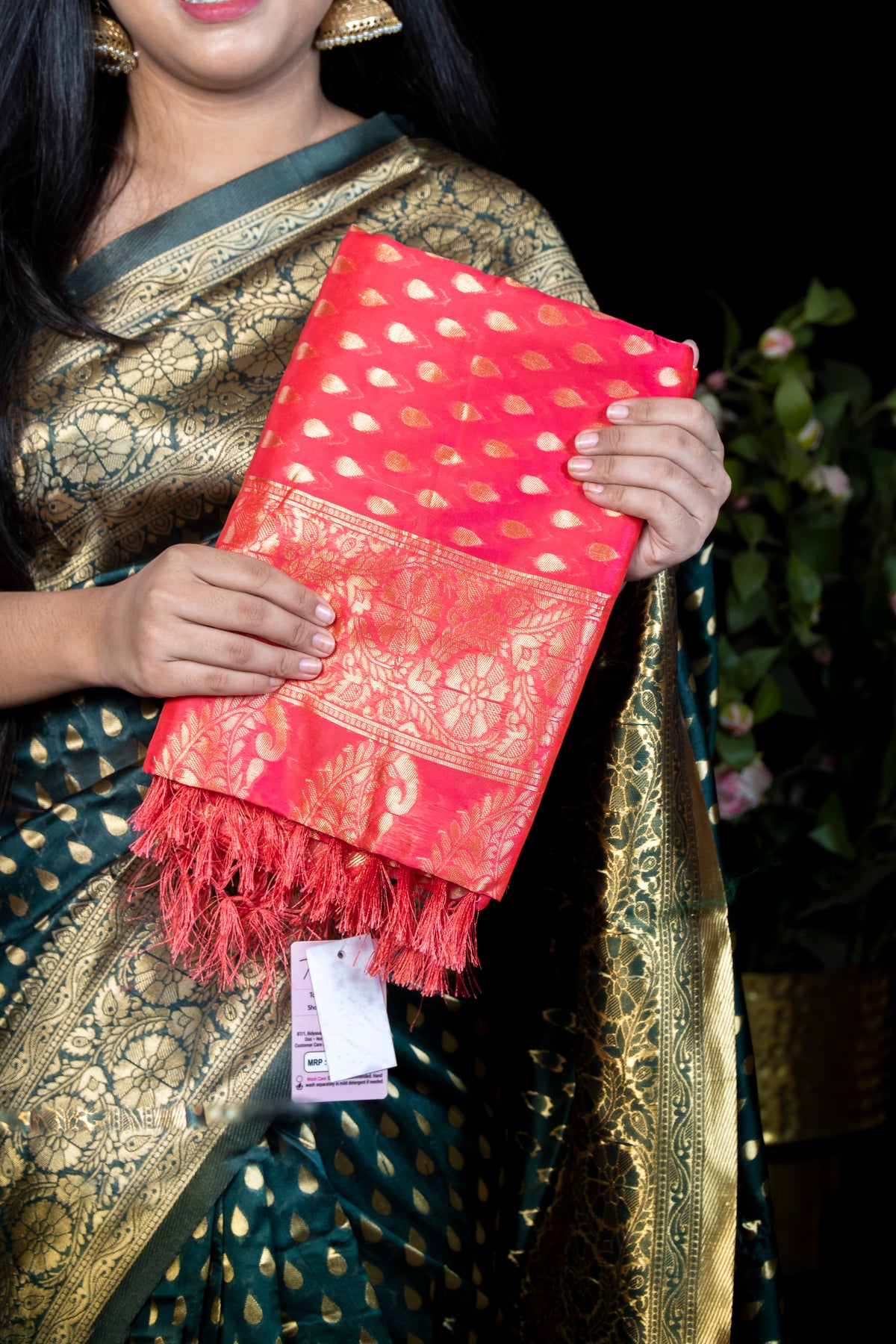 Woven Silk Saree with Elegant Zari Work and Blouse
