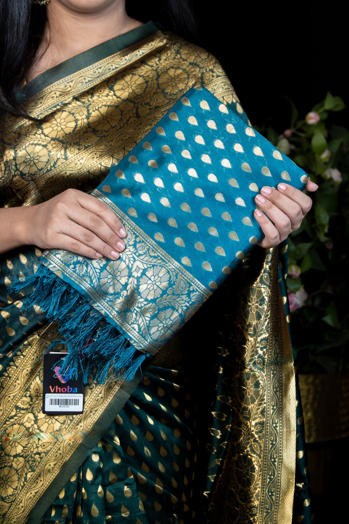 Woven Silk Saree with Elegant Zari Work and Blouse
