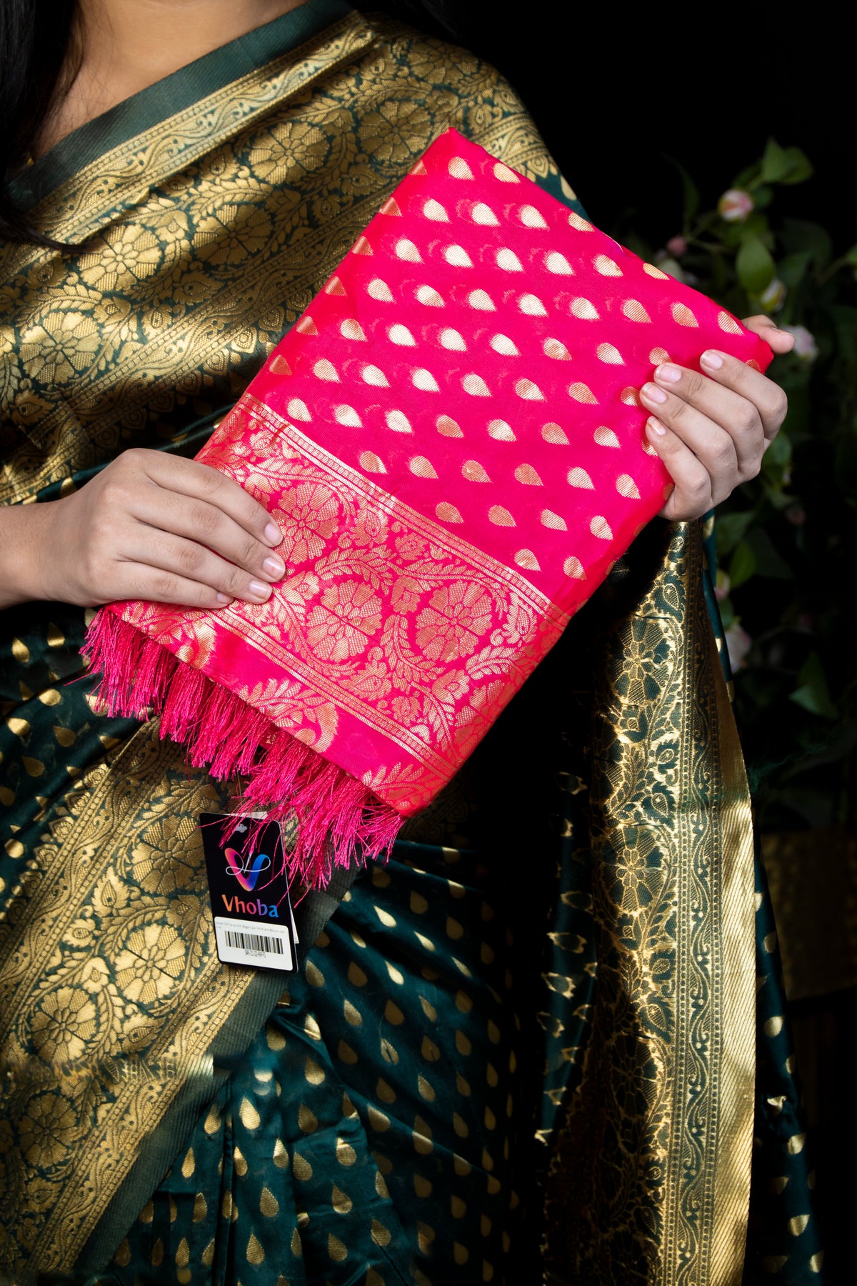 Woven Silk Saree with Elegant Zari Work and Blouse