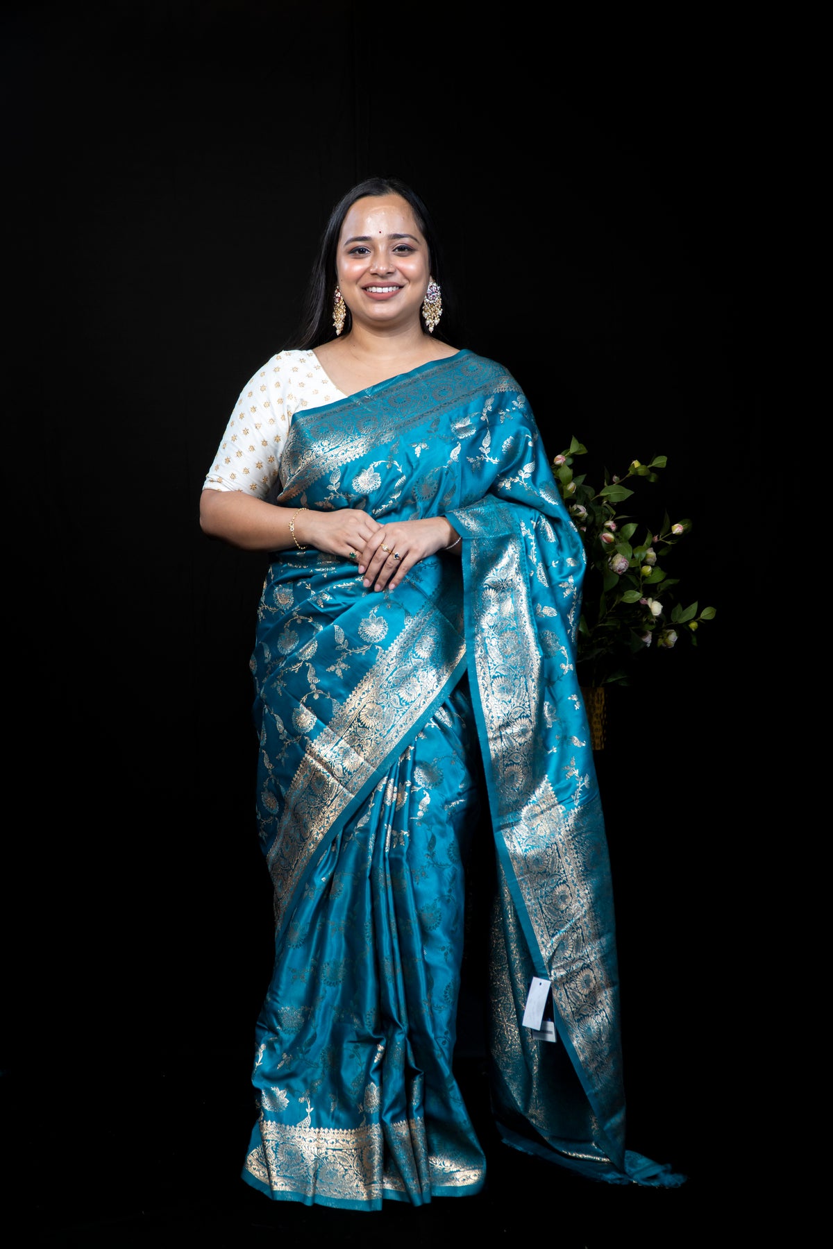 Jal Mashru Silk Saree with Trailing Floral Zari Vine