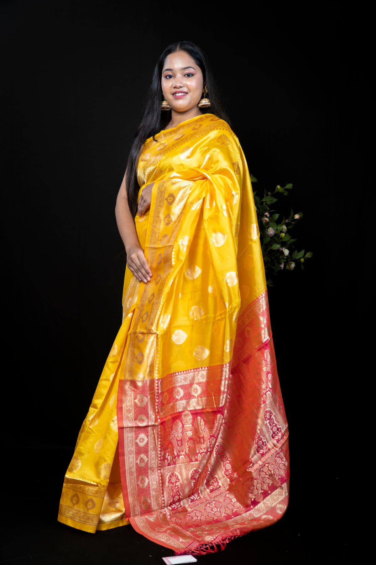 Traditional Silk Saree with Contrast Zari Border