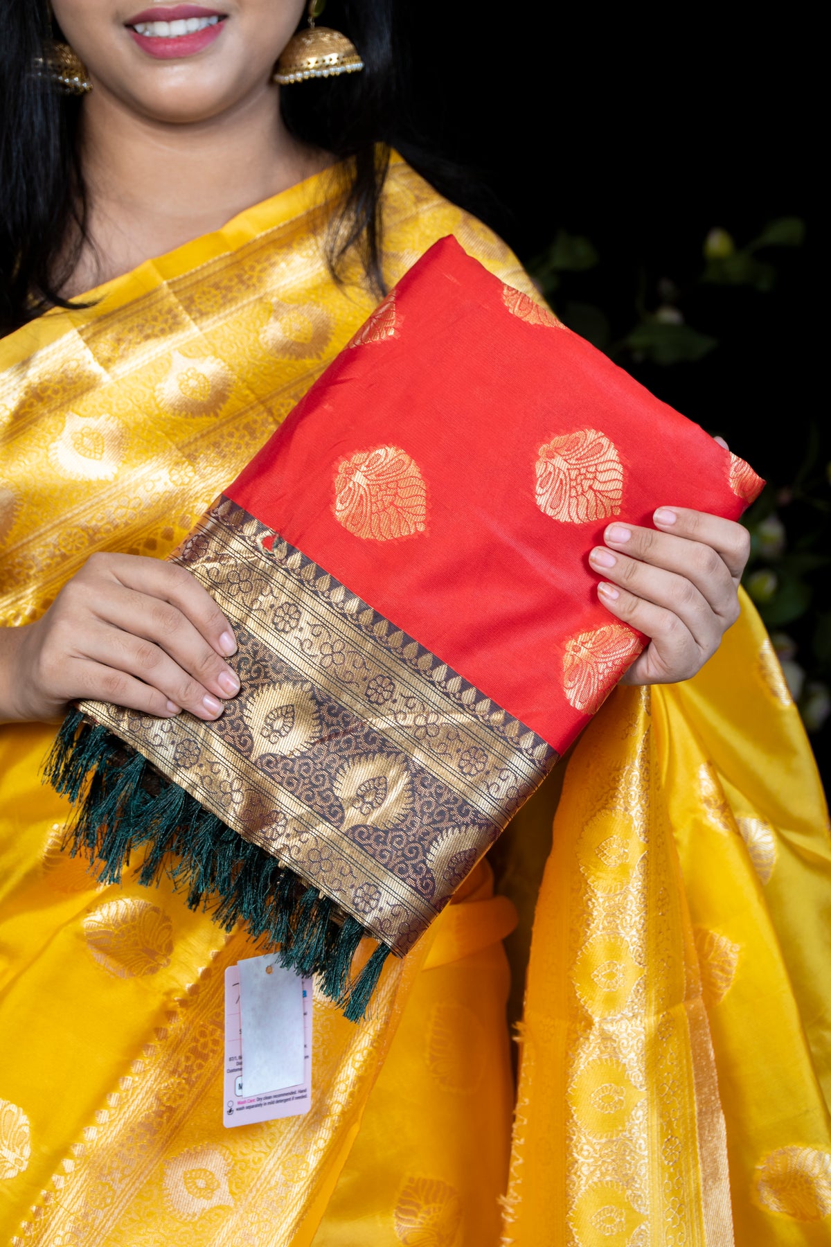 Traditional Silk Saree with Contrast Zari Border
