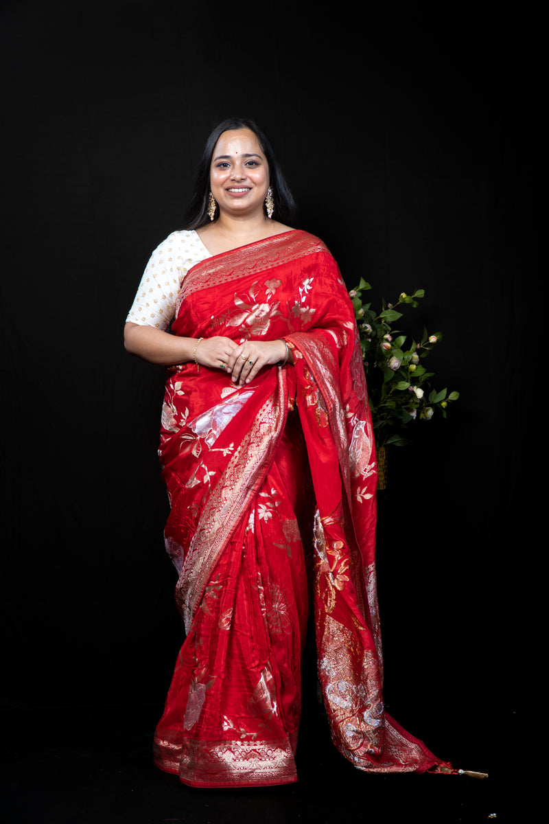 Dola Silk Saree with Golden Zari Work