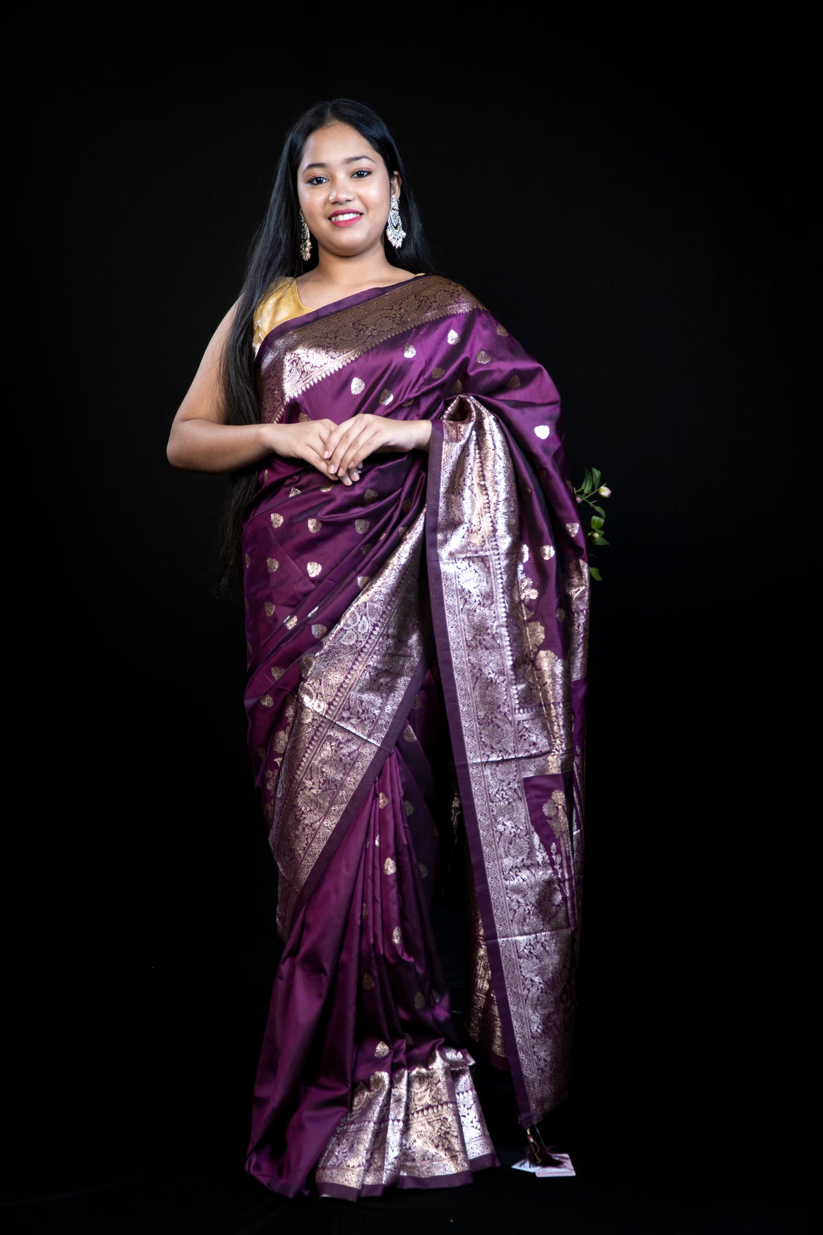 Janvika Silk Saree with Blouse Piece