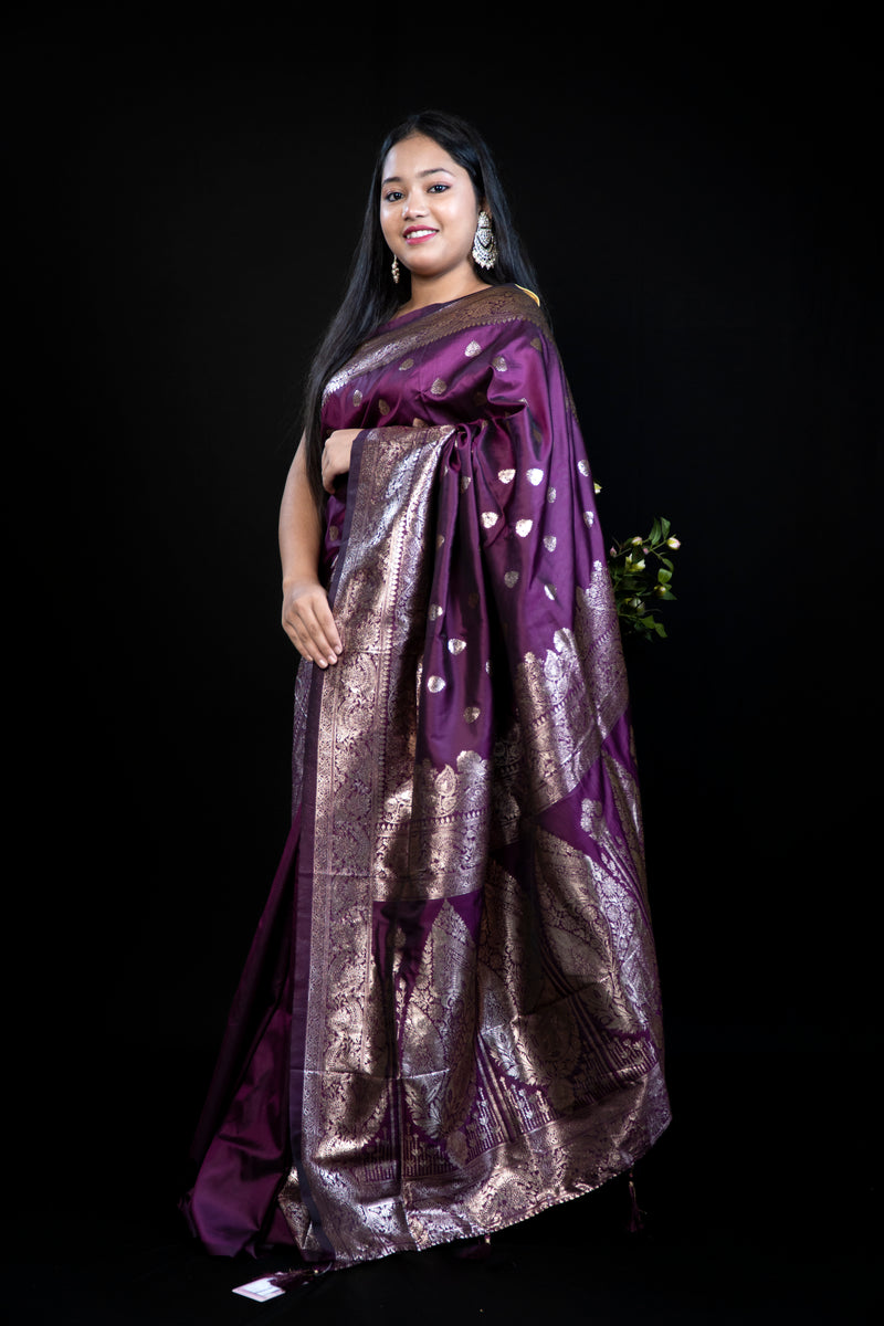 Janvika Silk Saree with Blouse Piece