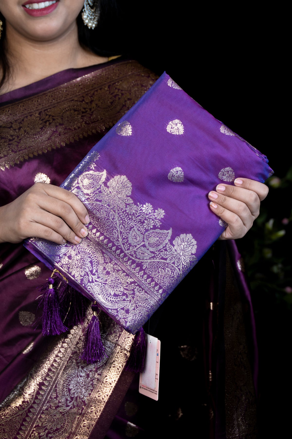 Janvika Silk Saree with Blouse Piece