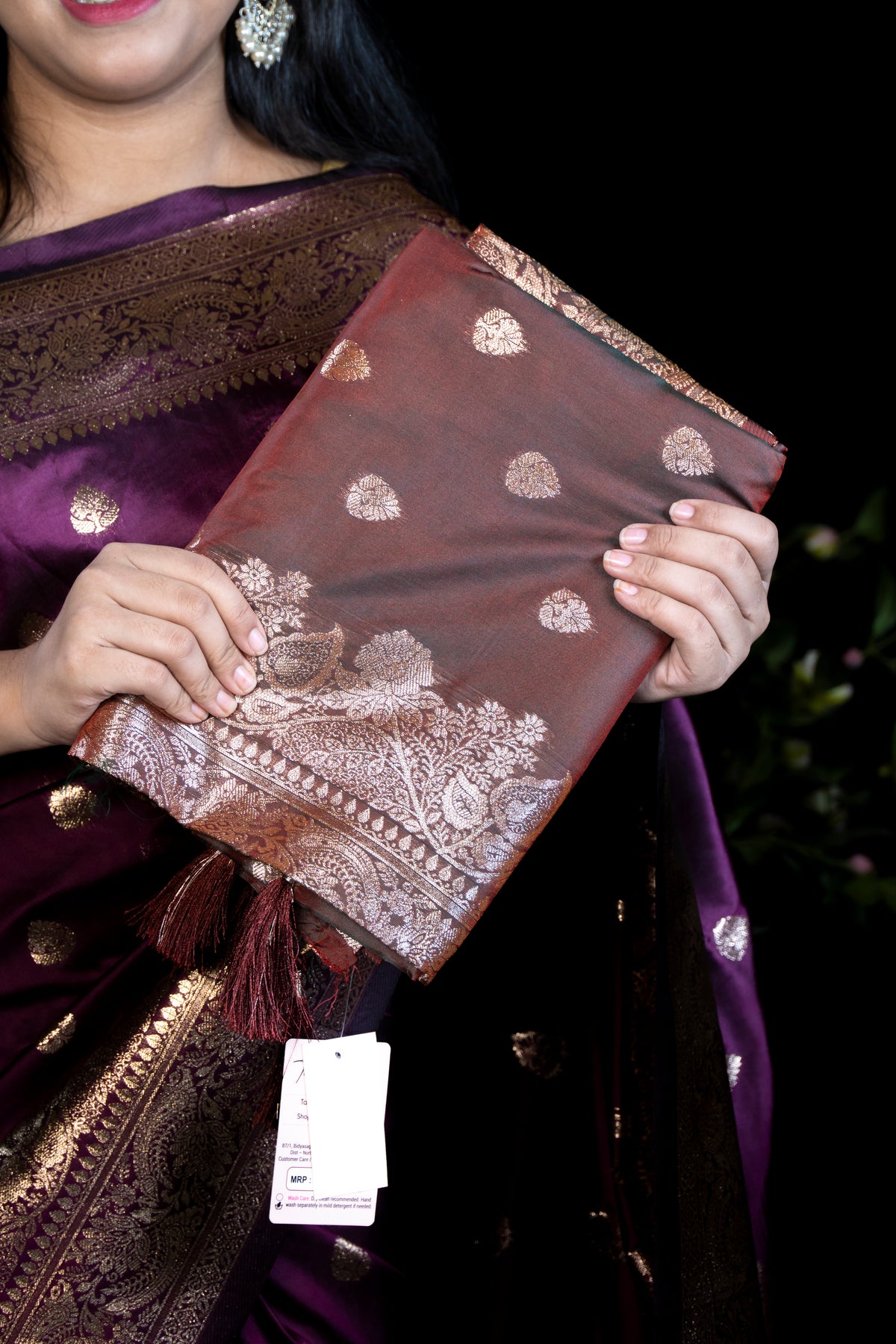 Janvika Silk Saree with Blouse Piece