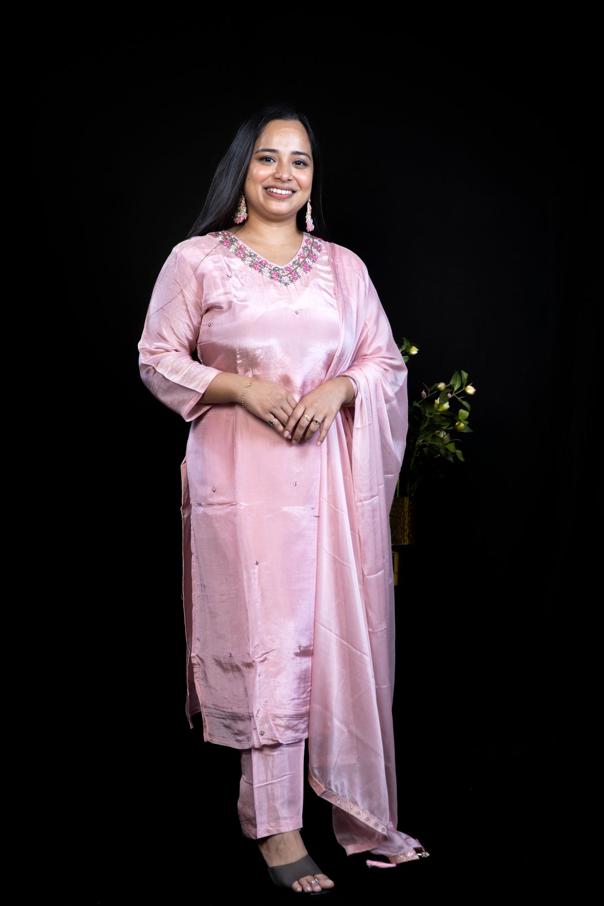 Blush Pink Kurta with Hand-Beaded Floral V-Neck Embroidery