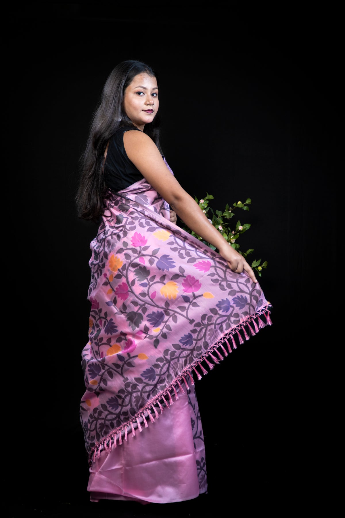 Soft Silk Saree with Bold leaf and floral weaving work
