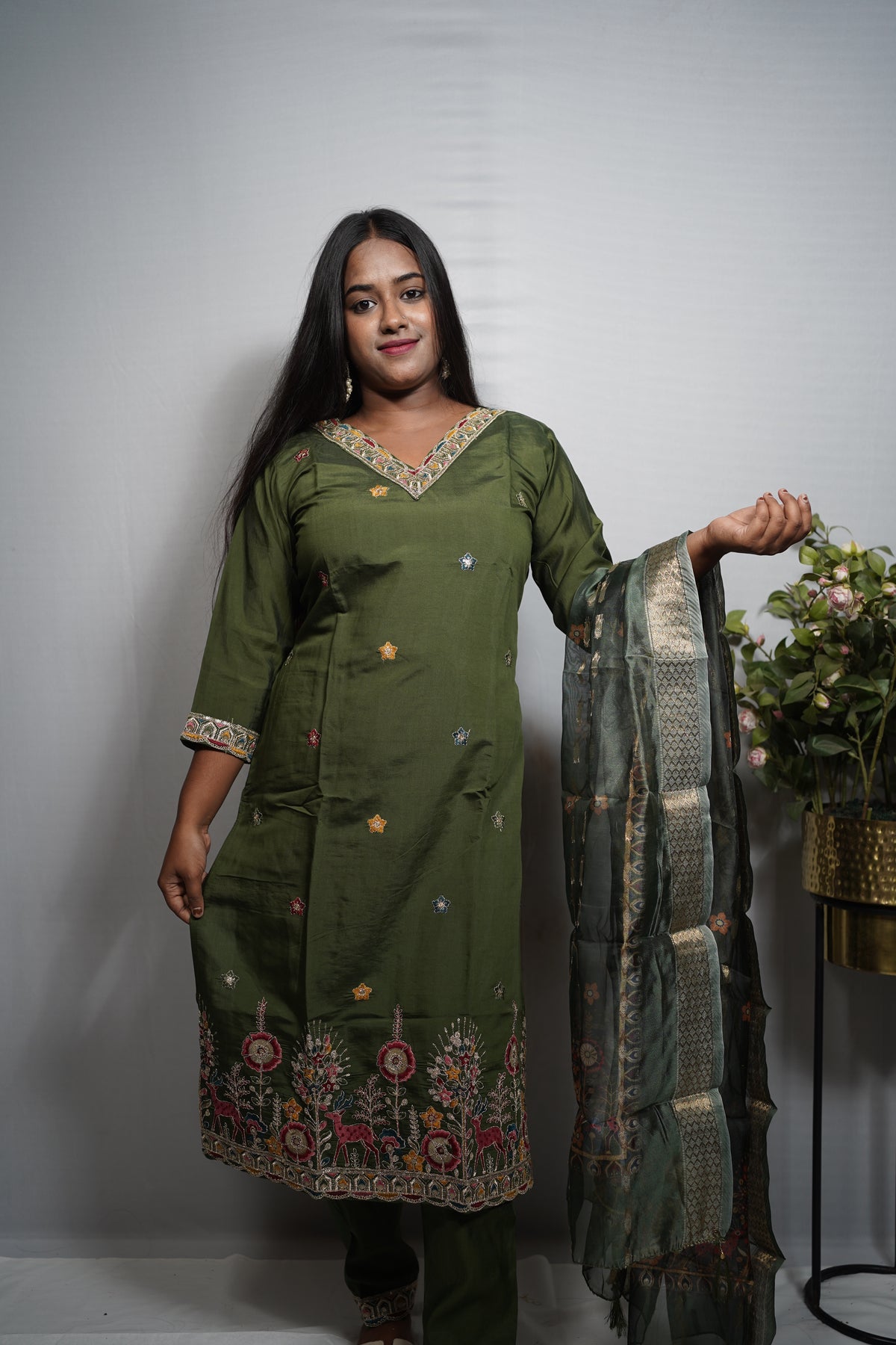 Shikargah Embroidered Silk Kurta Set with Organza Dupatta