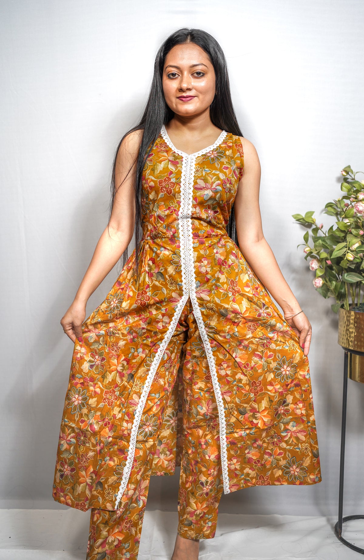 Floral Print Sleeveless A-Line Kurta Set with Centre Lace Detail