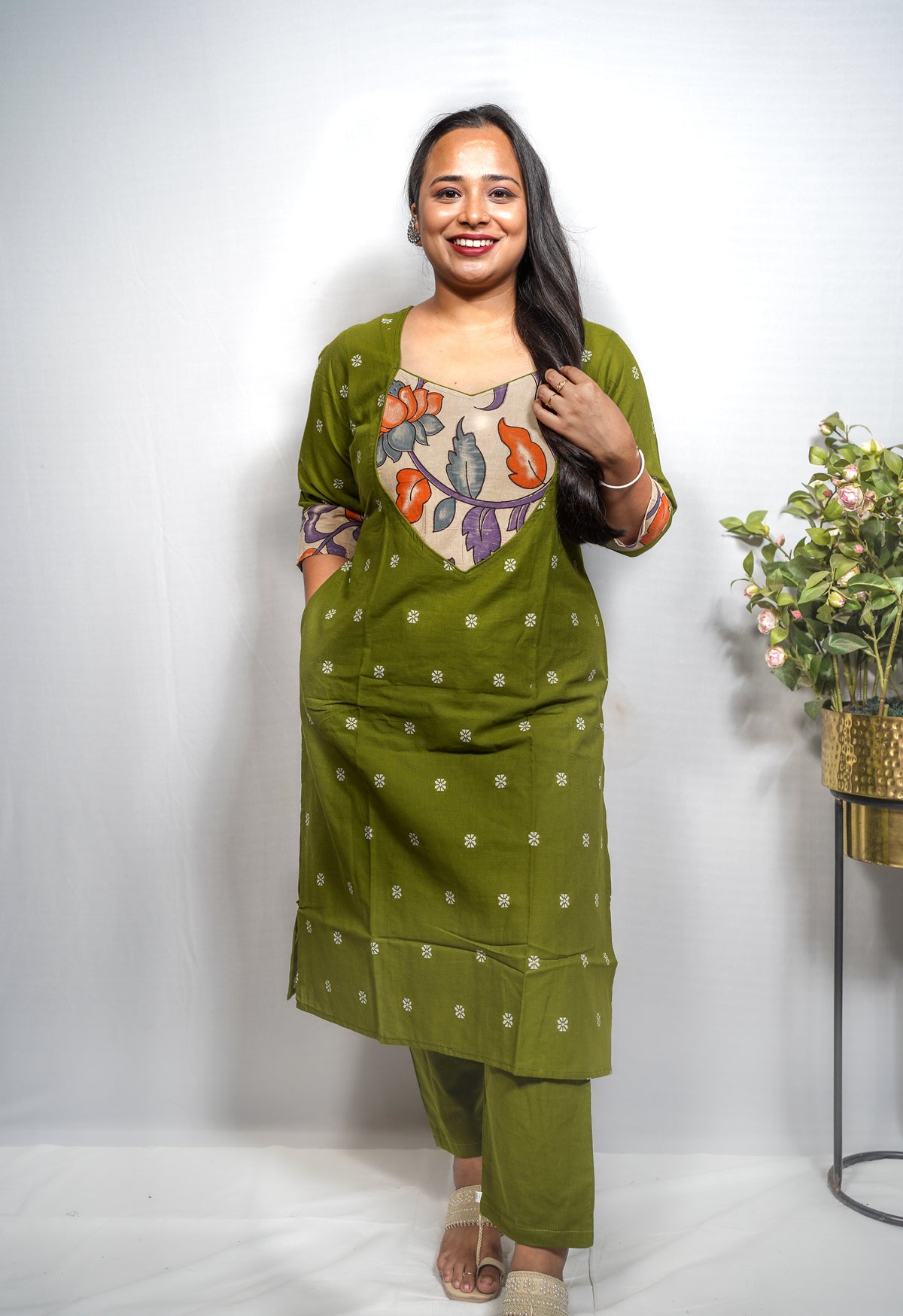 Woven Cotton Kurta Set with Kalamkari-Print Yoke — Kurta & Pant