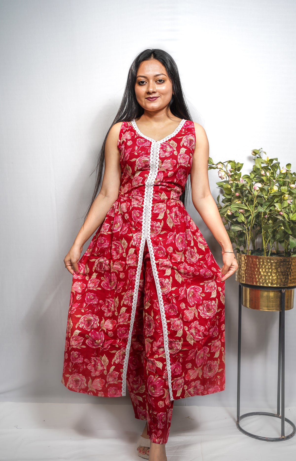 Floral Print Sleeveless A-Line Kurta Set with Centre Lace Detail