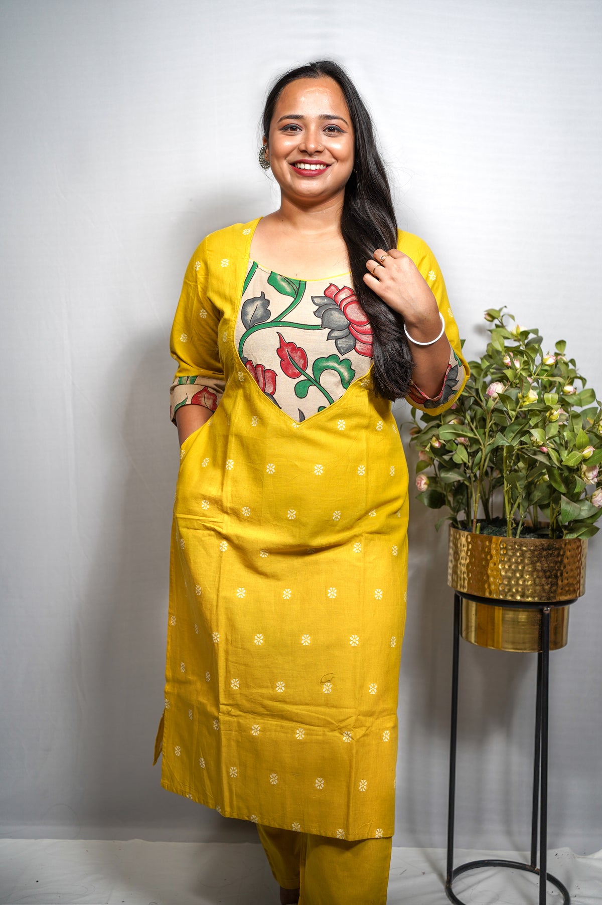 Woven Cotton Kurta Set with Kalamkari-Print Yoke — Kurta & Pant