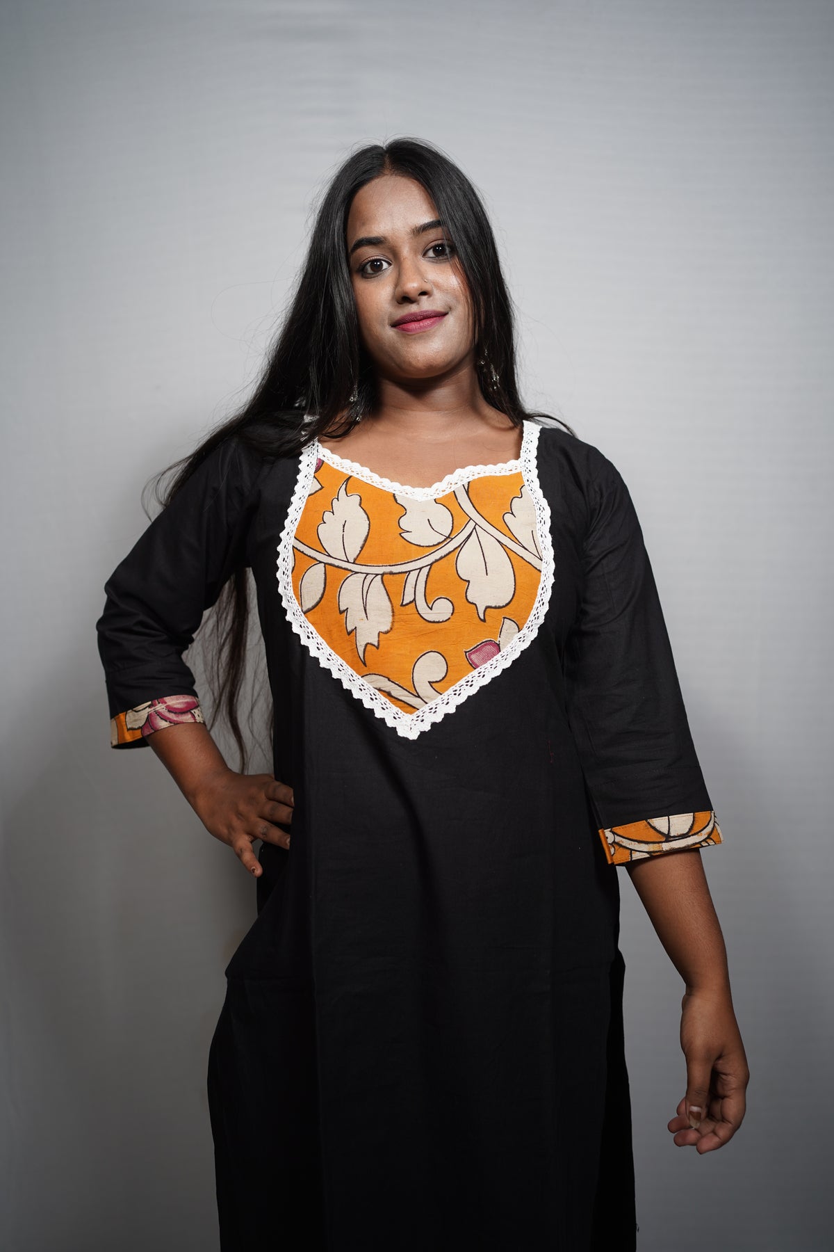 Two piece Kurta with Kalamkari-Print Yoke & Lace Trim