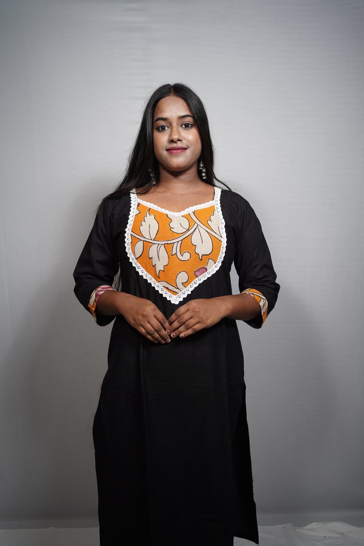 Two piece Kurta with Kalamkari-Print Yoke & Lace Trim