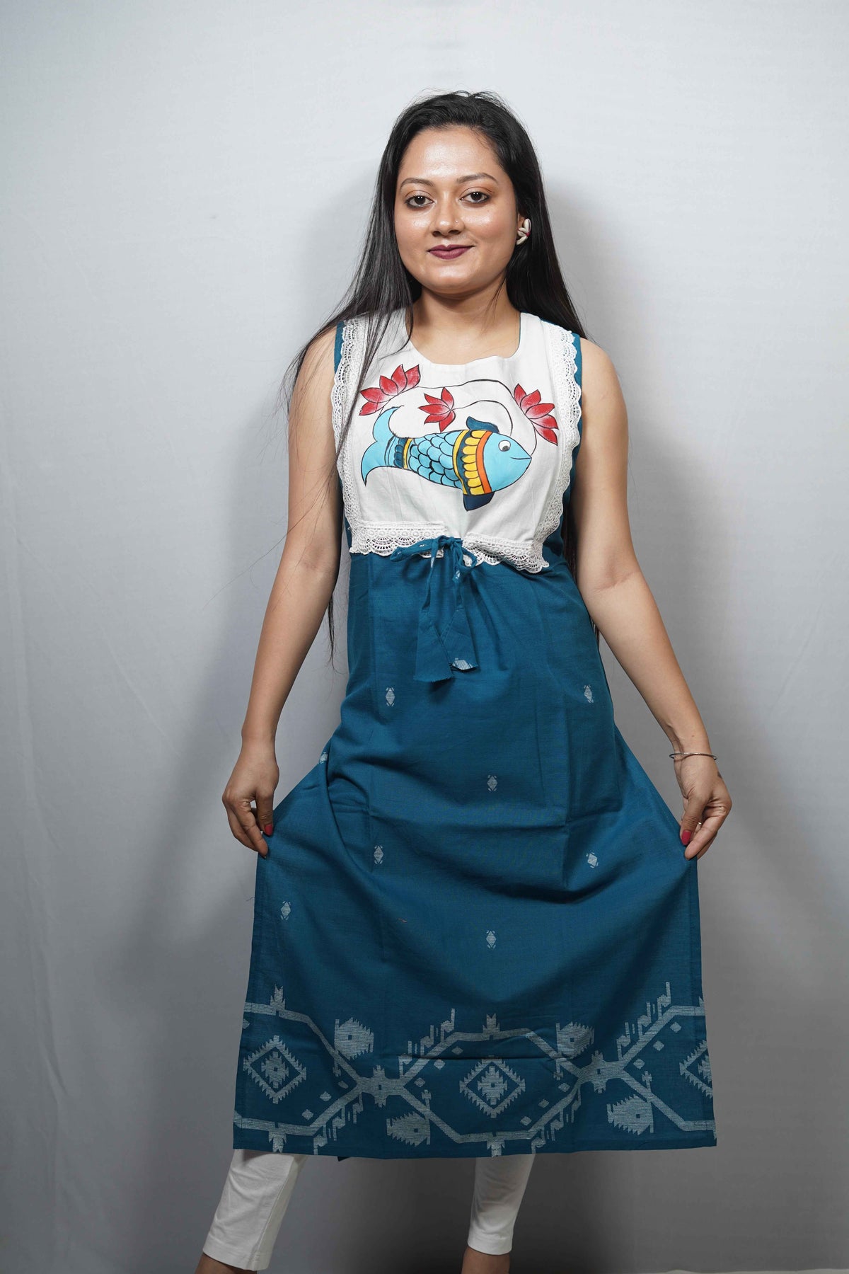 Hand Painted Fish Motif Cotton Kurta with Lace Yoke