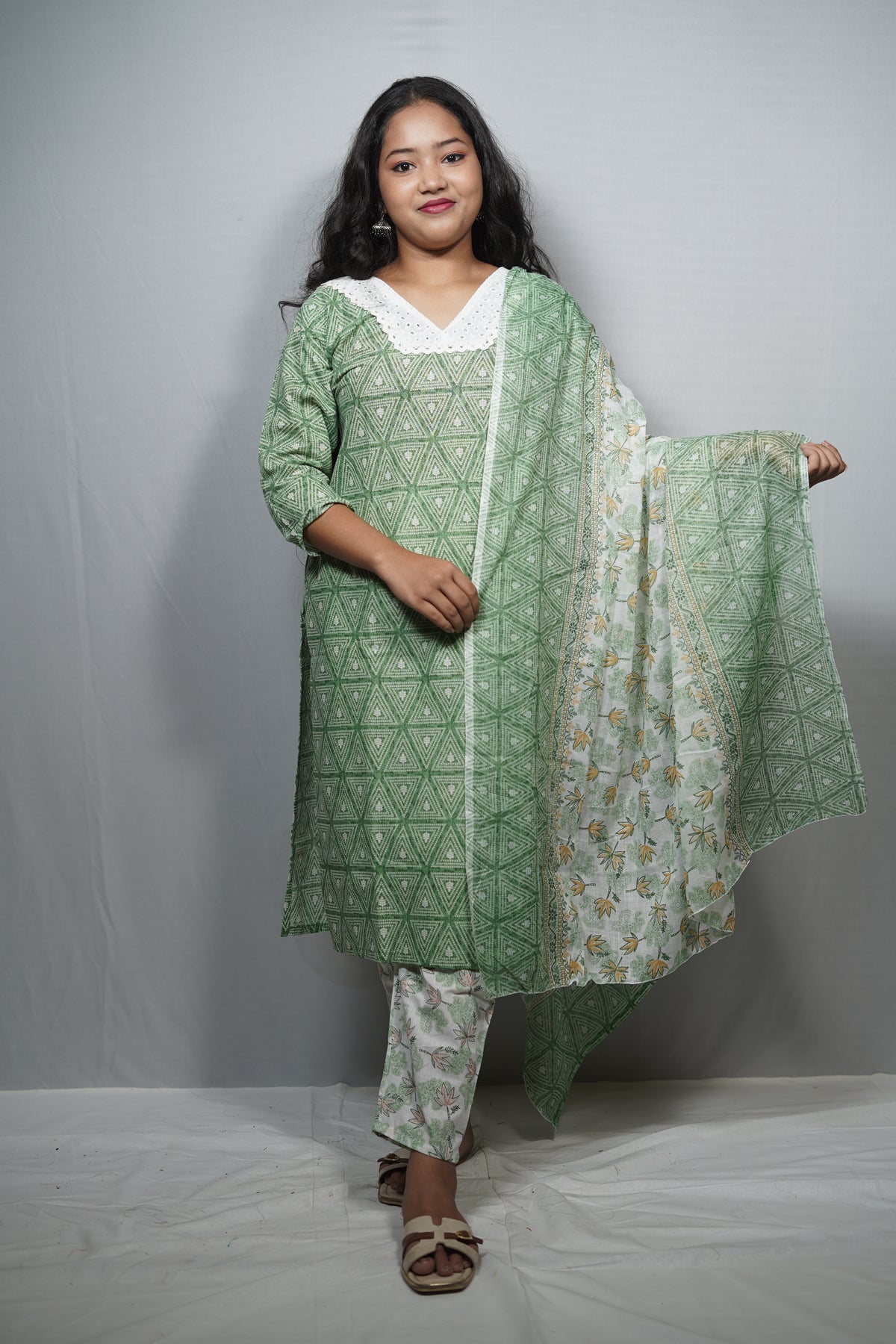 Cotton Geometric Print Kurta with floral pantsSet with Crochet Neckline & Printed Dupatta