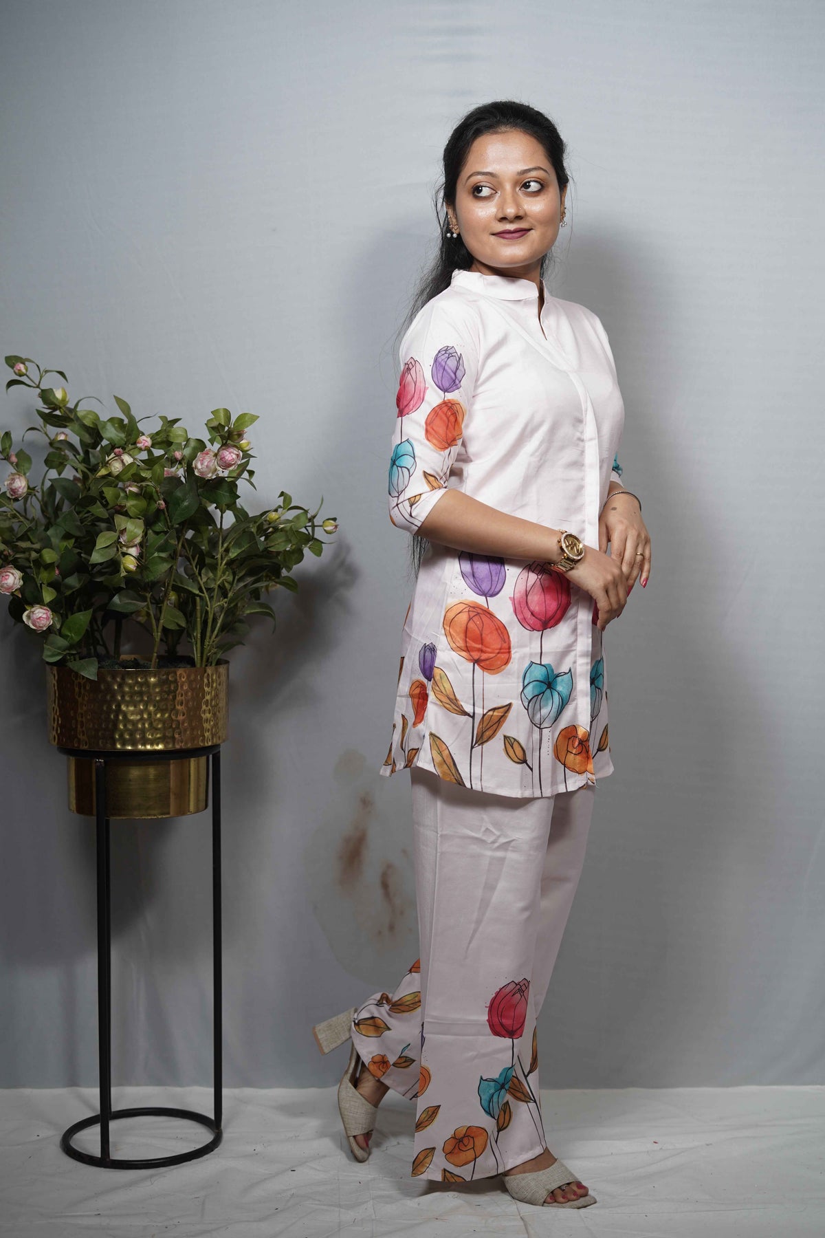 White Tulip Print Cotton Top & Pant Co-ord Set with Mandarin Collar