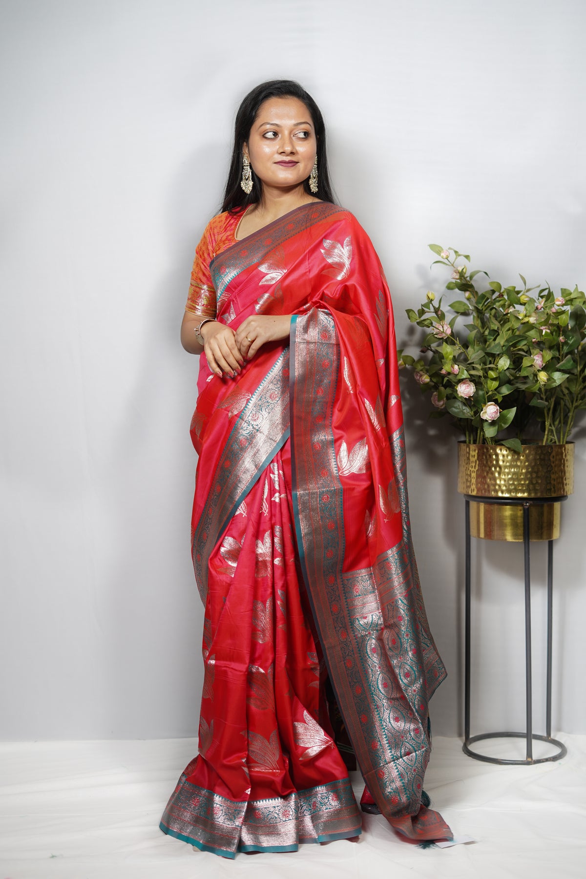 Katan Silk Saree with Mina Work & Contrast Teal Zari Border Dual Tone