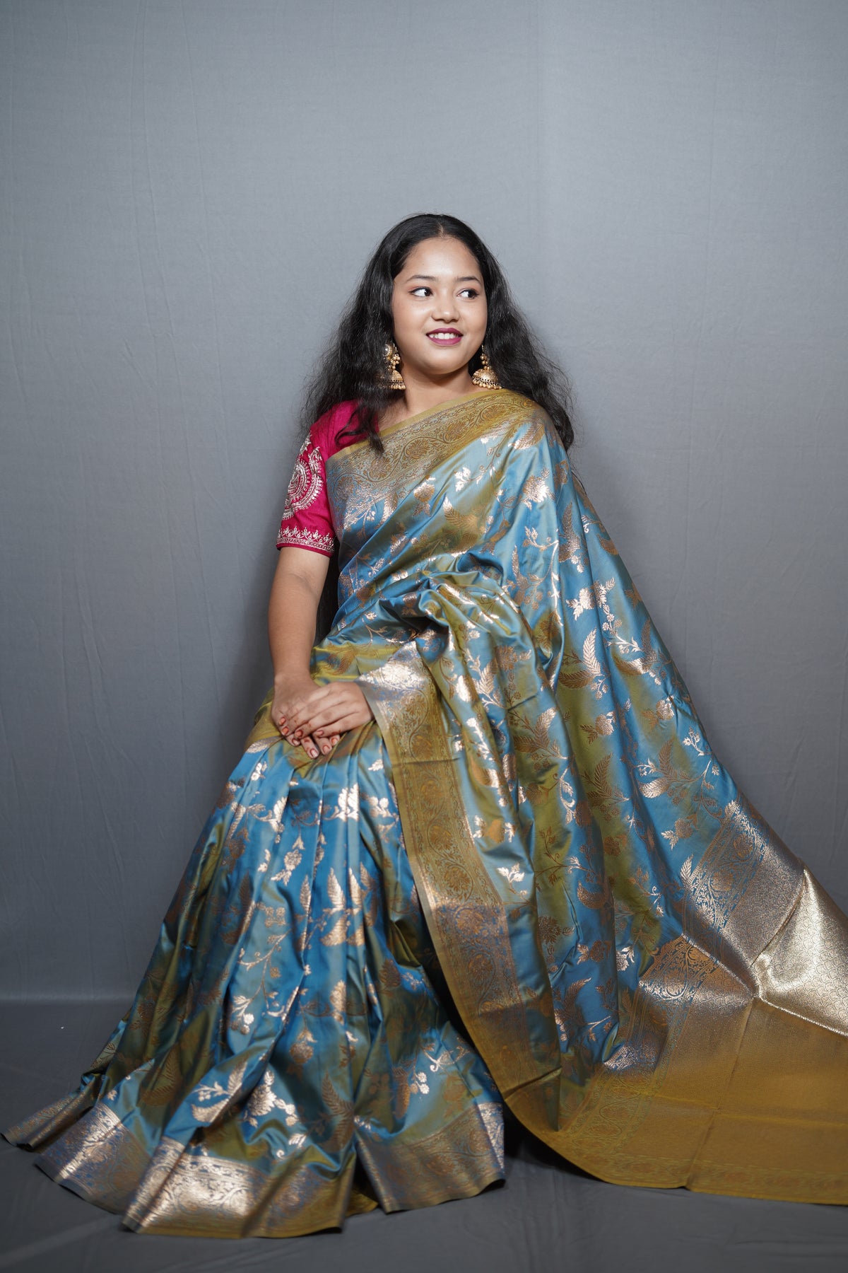Premium Banarasi Tussar Silk Saree with Antique Gold Zari Floral Jaal & Heavy Pallu
