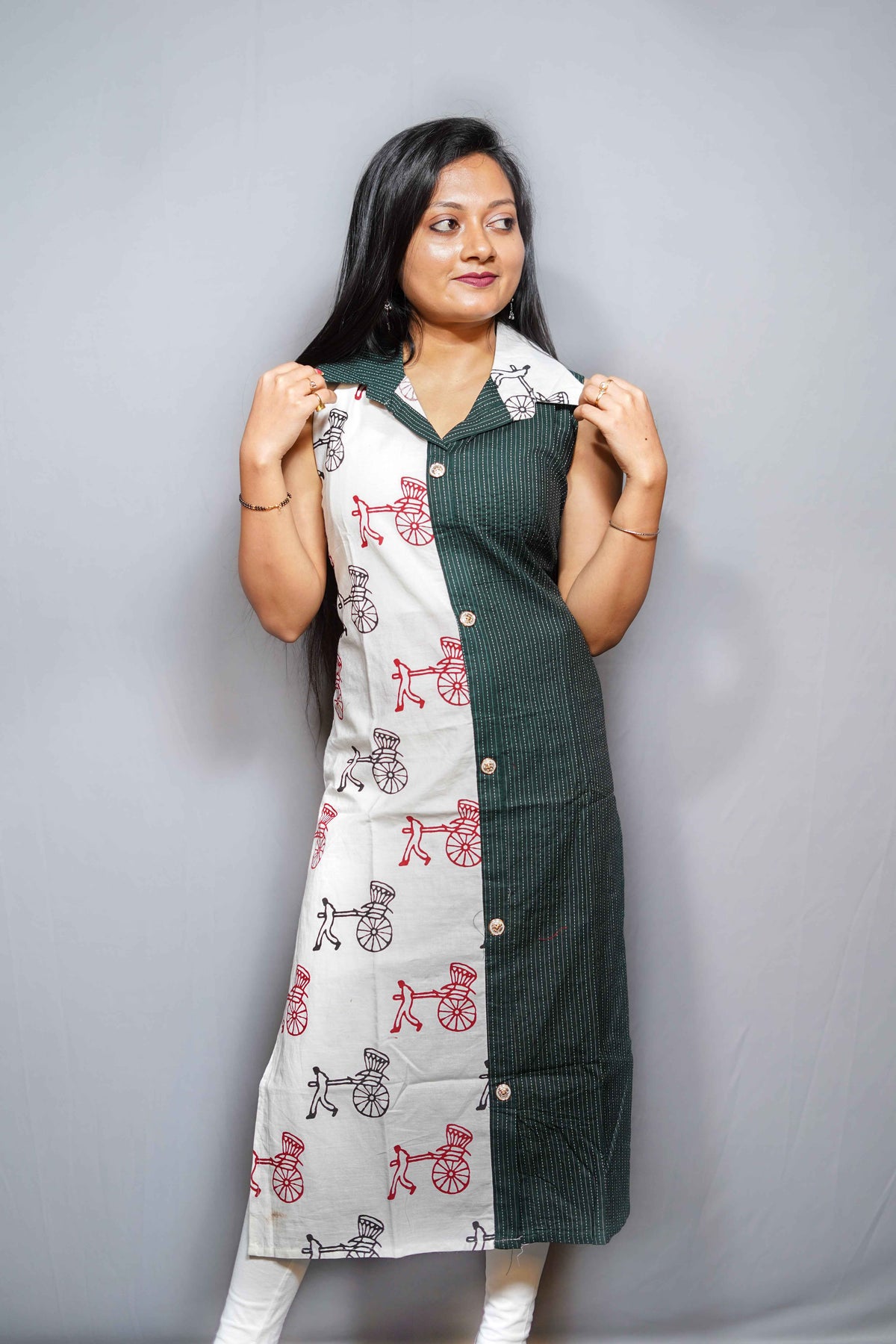 Colour Block Cotton Kurta with Rickshaw Print and Shirt Collar