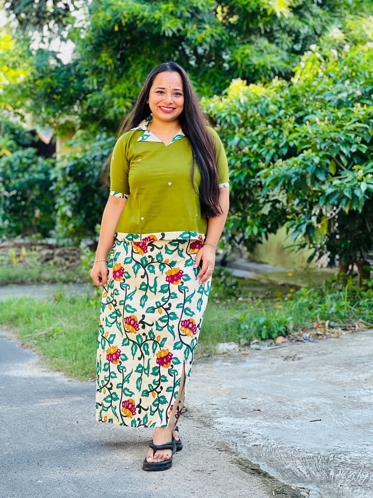 Soft Handloom Cotton Top & Kalamkari Skirt Co-ord Set with Collar Detail